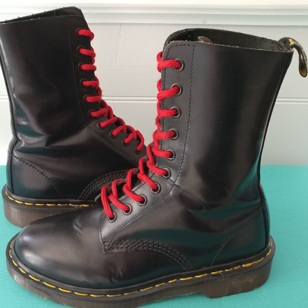 Authentic Vtg Doc Martens 1490 Made in England